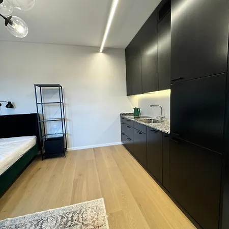 Apartment Oasis Stylish & Fully Equipped